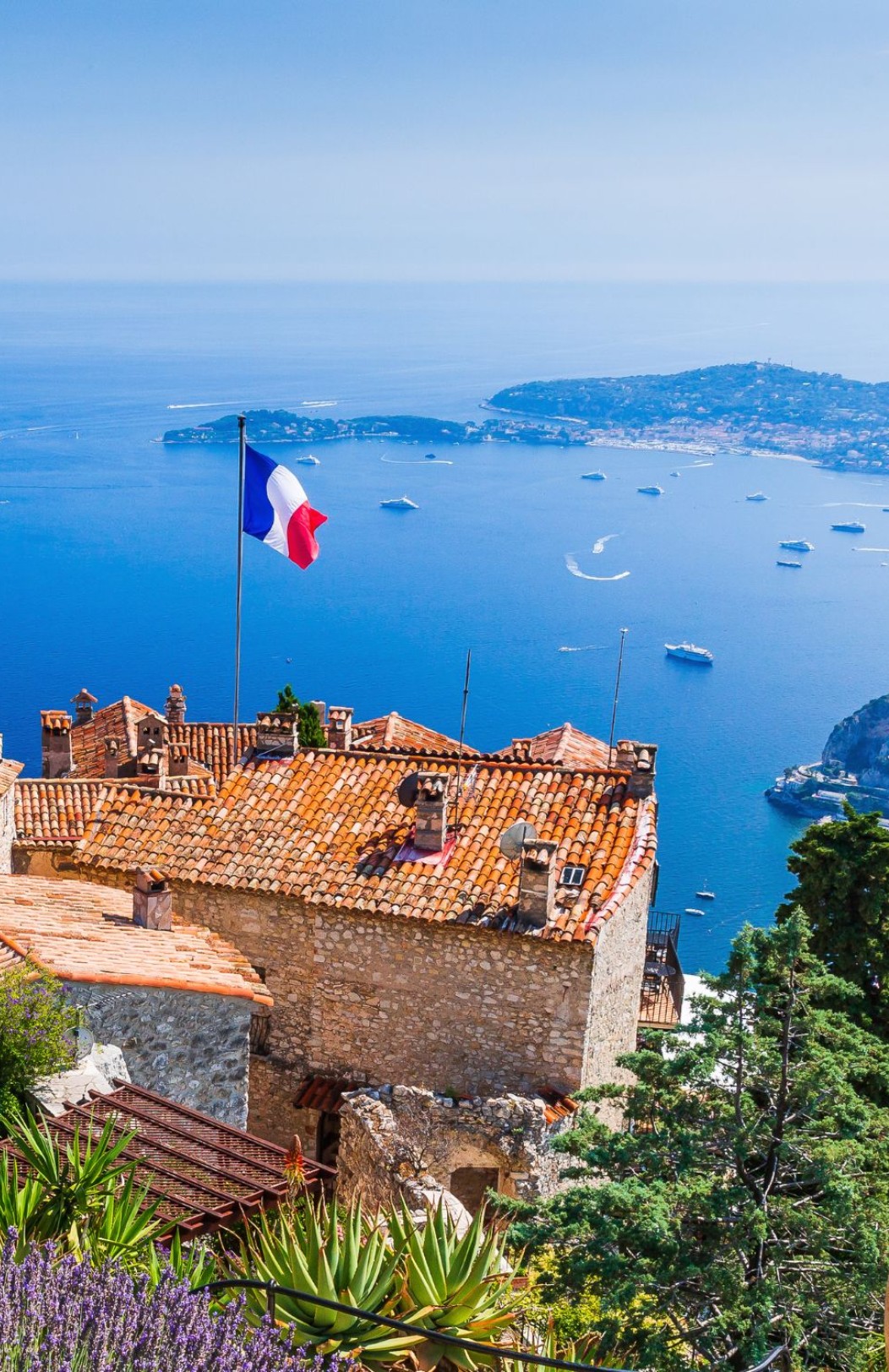 Travel Guide: From Paris to the South of France