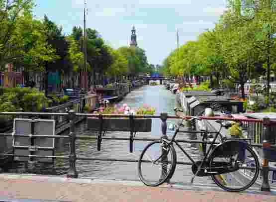 Discover Paris & Amsterdam