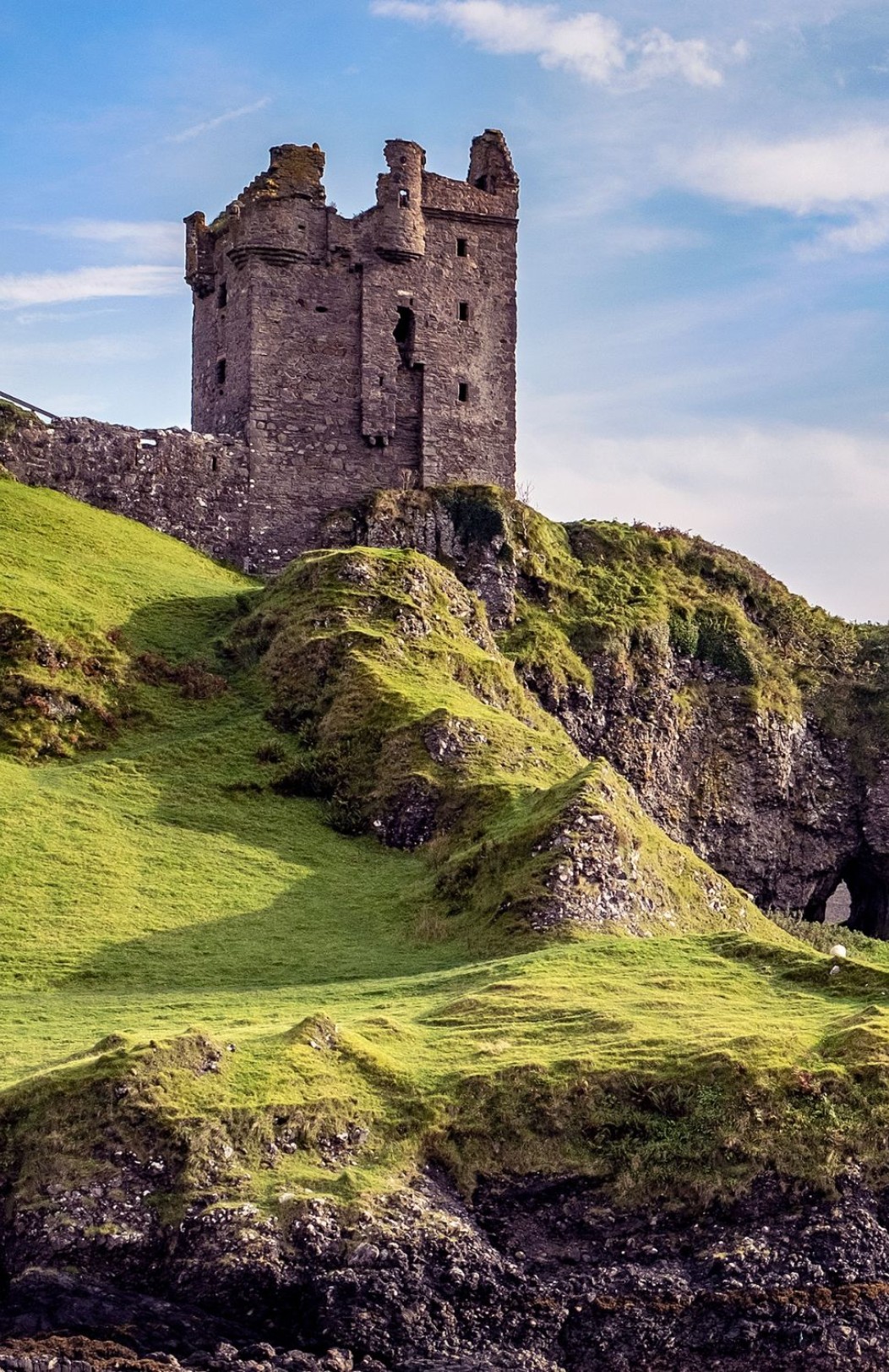 8 reasons to visit Scotland