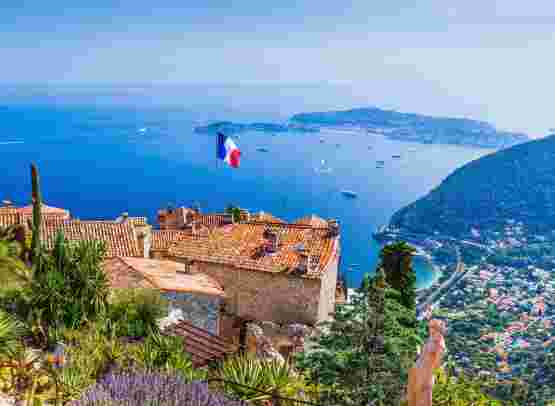 Travel Guide: From Paris to the South of France