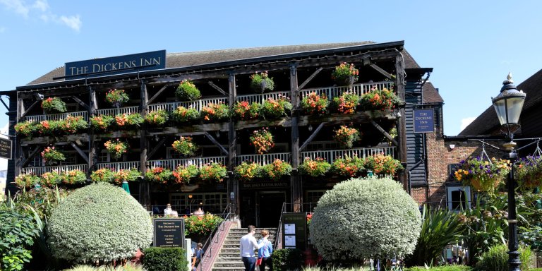 Dickens Inn, London. Photo. Dave Porter via canva.com.jpg