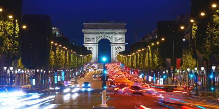 Arc de triomphe in Paris. Photo © Lunamarina via canva.com.jpg